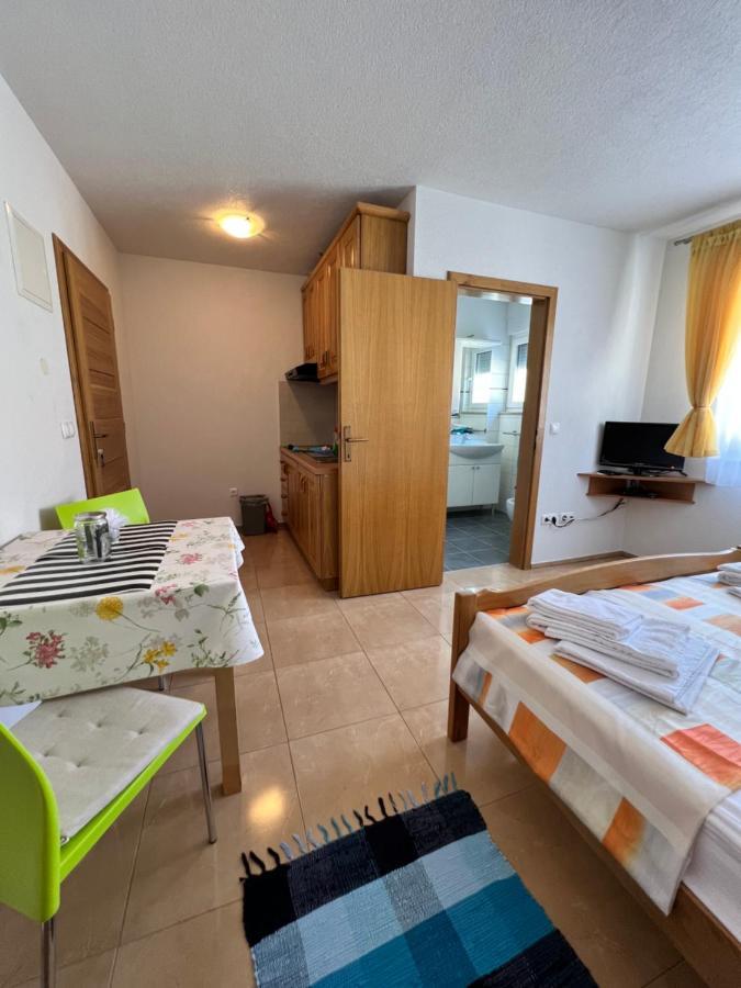 Beslic Apartments Veliko Brdo  Exterior photo
